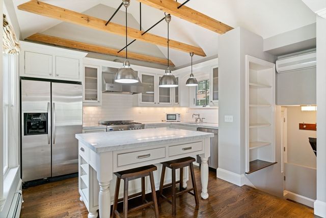 23 Bellis Circle, Cambridge, MA 02140