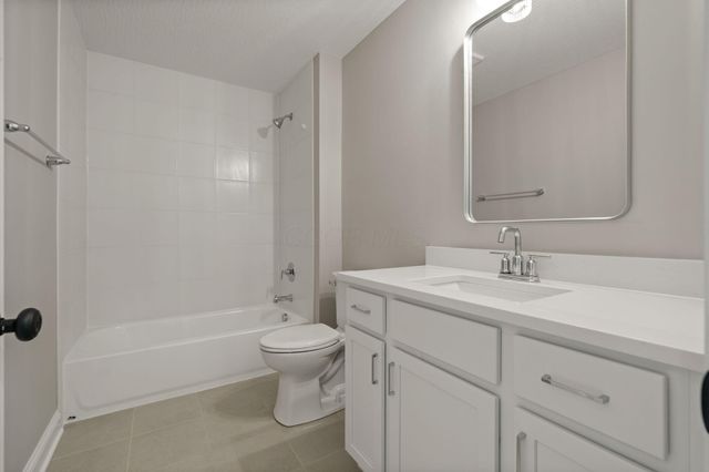 1278 Ivy Wood Drive, Sunbury, OH 43074