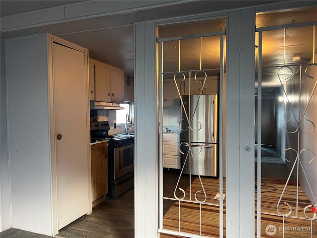 204 Davis Ave., Brewster, WA 98812