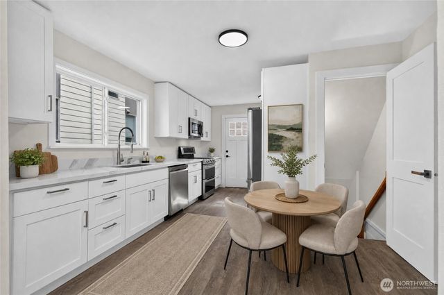 3023 SW Charlestown Street, Seattle, WA 98126