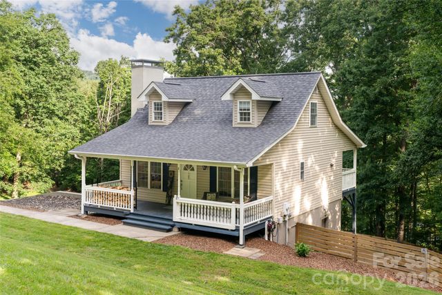 8 Coffey Place, Asheville, NC 28806