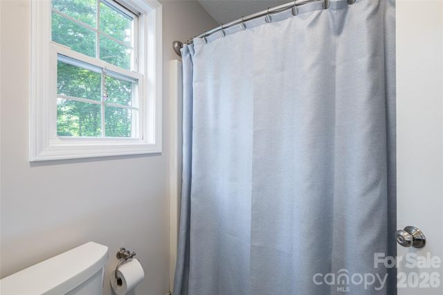 8 Coffey Place, Asheville, NC 28806