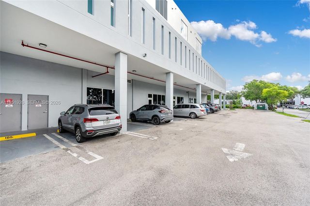 10450 NW 33rd Street 501, Doral, FL 33172