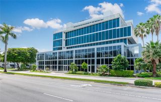 10450 NW 33rd Street 501, Doral, FL 33172