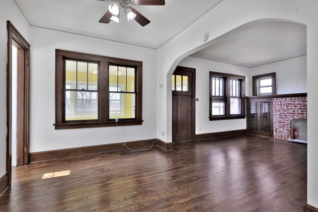 528 Point Douglas Road S, Saint Paul, MN 55119