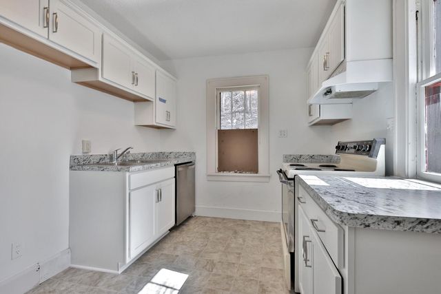 528 Point Douglas Road S, Saint Paul, MN 55119