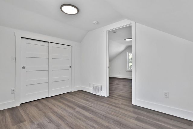 528 Point Douglas Road S, Saint Paul, MN 55119