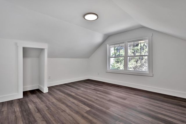 528 Point Douglas Road S, Saint Paul, MN 55119