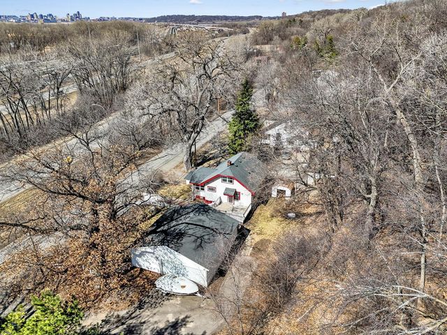 528 Point Douglas Road S, Saint Paul, MN 55119