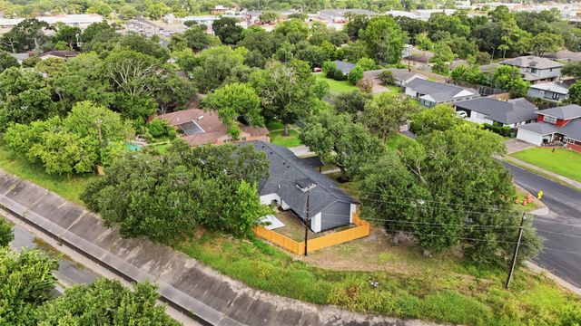 4829 Willowbend Boulevard, Houston, TX 77035