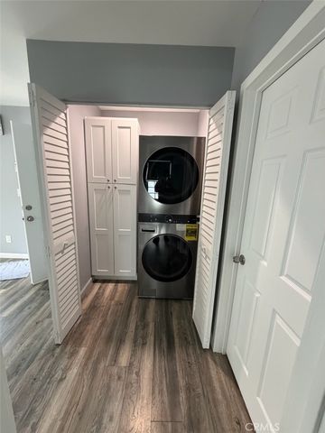 545 N Soldano Avenue N, Azusa, CA 91702