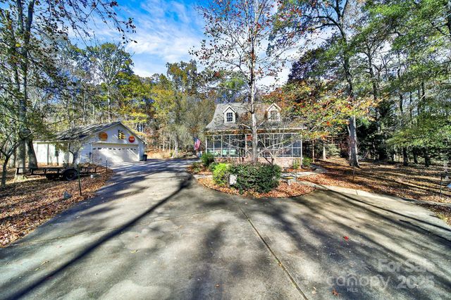 2895 Courtside Drive, Lancaster, SC 29720