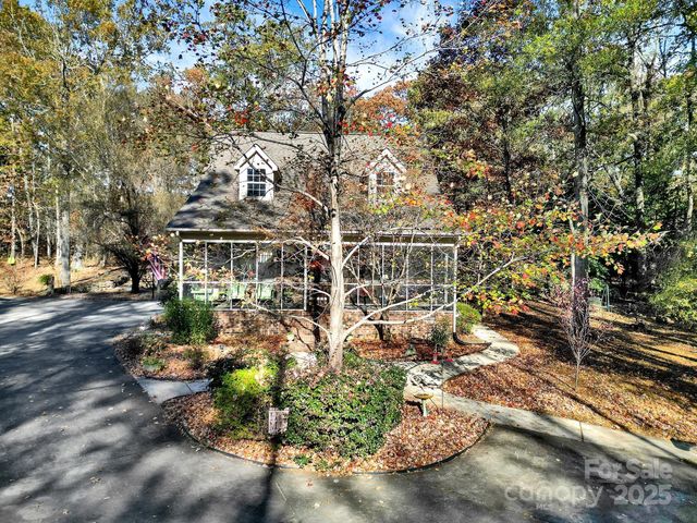 2895 Courtside Drive, Lancaster, SC 29720