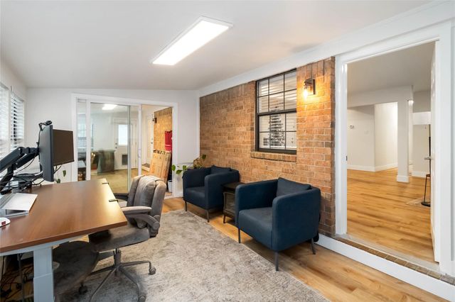 326 Pine View LOOP, Bastrop, TX 78602