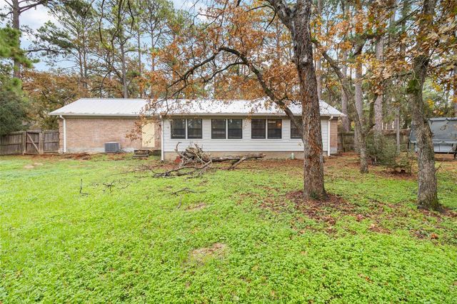 326 Pine View LOOP, Bastrop, TX 78602