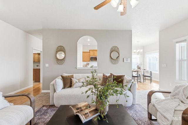 677 E Halpin Dr., Meridian, ID 83646