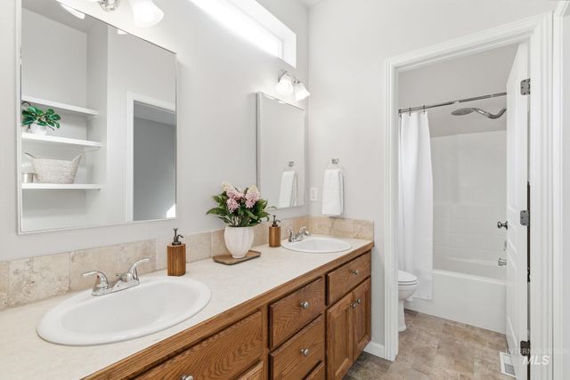 677 E Halpin Dr., Meridian, ID 83646