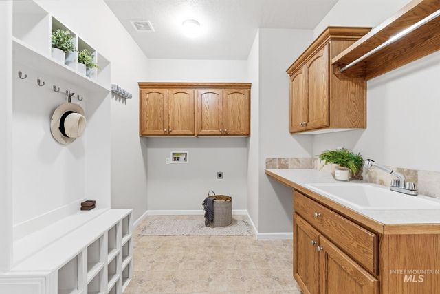 677 E Halpin Dr., Meridian, ID 83646