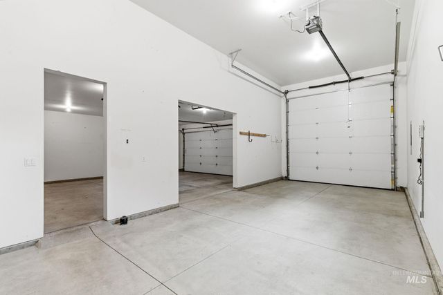 677 E Halpin Dr., Meridian, ID 83646