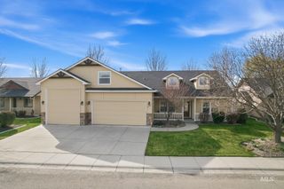677 E Halpin Dr., Meridian, ID 83646
