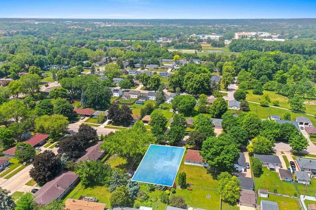 714 N LOCUST STREET, Green Bay, WI 54303