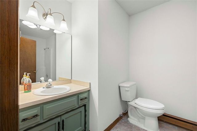 18867 Sunrise Drive, Belton, MO 64012