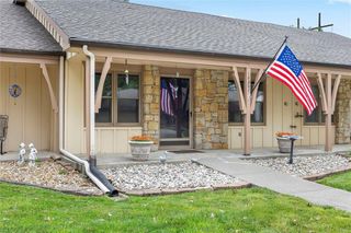 18867 Sunrise Drive, Belton, MO 64012