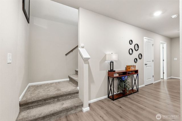 1110 Swan Loop, Dupont, WA 98327
