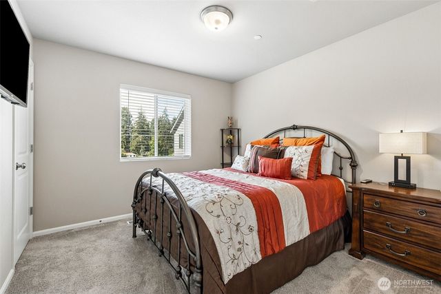 1110 Swan Loop, Dupont, WA 98327