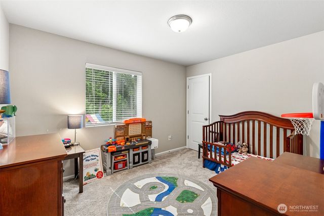 1110 Swan Loop, Dupont, WA 98327