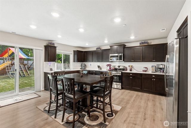 1110 Swan Loop, Dupont, WA 98327
