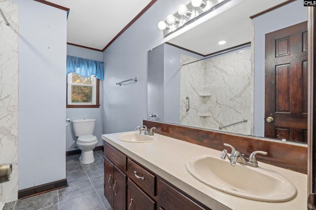 1162 Crosshill Lane, Newberry, SC 29108