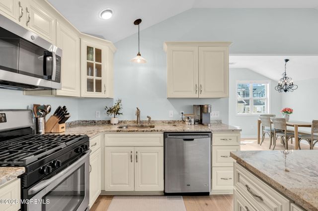 301 W Kupper Drive, Normandy Beach, NJ 08739