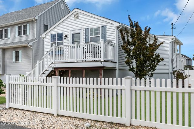 301 W Kupper Drive, Normandy Beach, NJ 08739