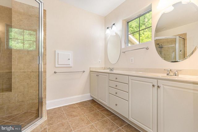 121 MARLBOROUGH POINT RD, Stafford, VA 22554