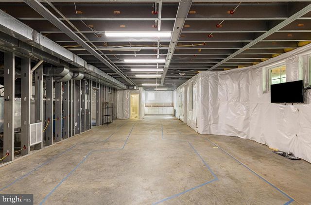 121 MARLBOROUGH POINT RD, Stafford, VA 22554