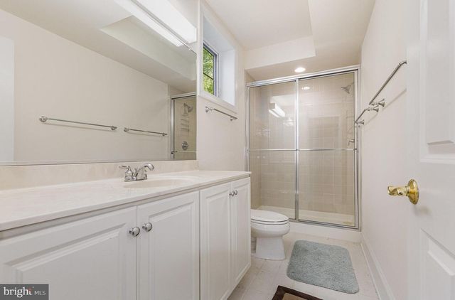 121 MARLBOROUGH POINT RD, Stafford, VA 22554