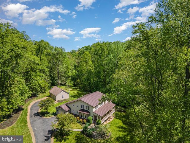 121 MARLBOROUGH POINT RD, Stafford, VA 22554