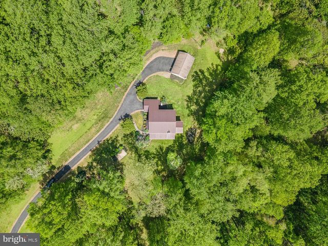 121 MARLBOROUGH POINT RD, Stafford, VA 22554