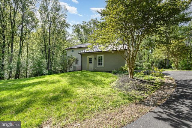 121 MARLBOROUGH POINT RD, Stafford, VA 22554