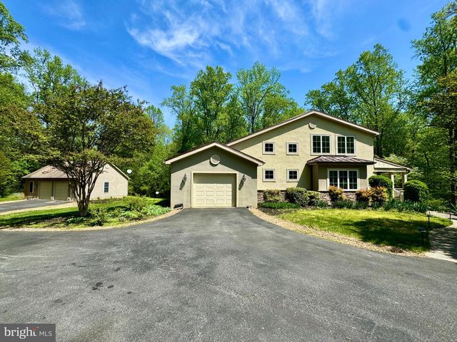 121 MARLBOROUGH POINT RD, Stafford, VA 22554