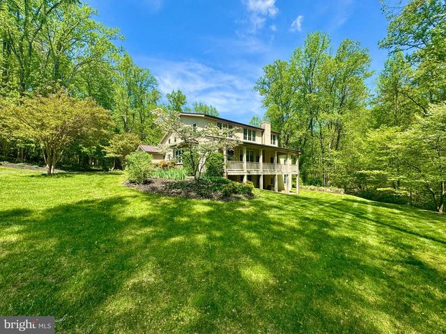 121 MARLBOROUGH POINT RD, Stafford, VA 22554