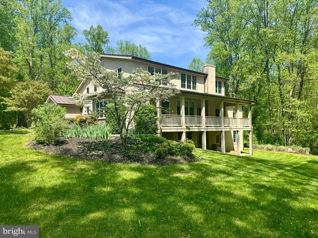 121 MARLBOROUGH POINT RD, Stafford, VA 22554