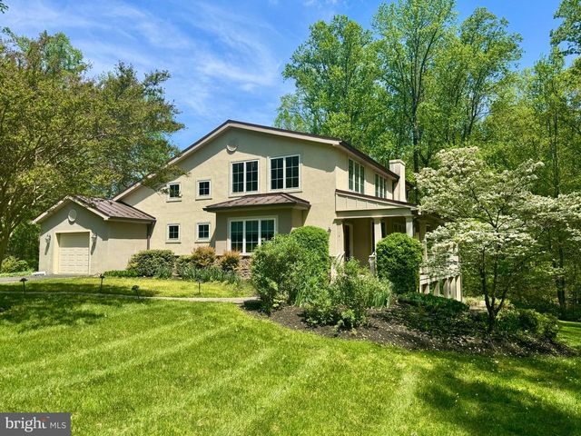 121 MARLBOROUGH POINT RD, Stafford, VA 22554