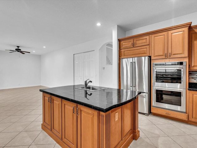 10844 Lake Wynds Court, Boynton Beach, FL 33437
