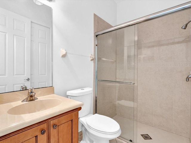 10844 Lake Wynds Court, Boynton Beach, FL 33437