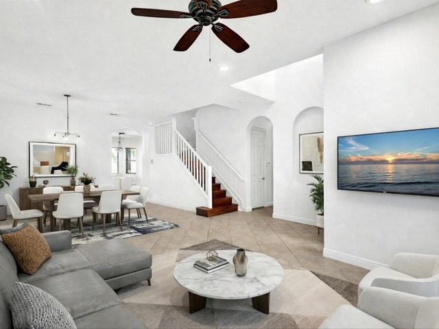 10844 Lake Wynds Court, Boynton Beach, FL 33437