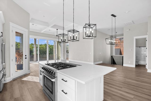 305 Harbour View Dr., Myrtle Beach, SC 29579