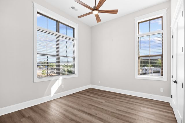 305 Harbour View Dr., Myrtle Beach, SC 29579