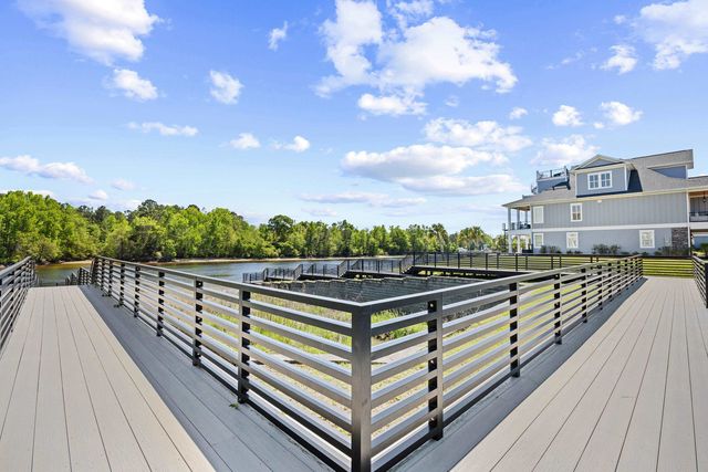 305 Harbour View Dr., Myrtle Beach, SC 29579